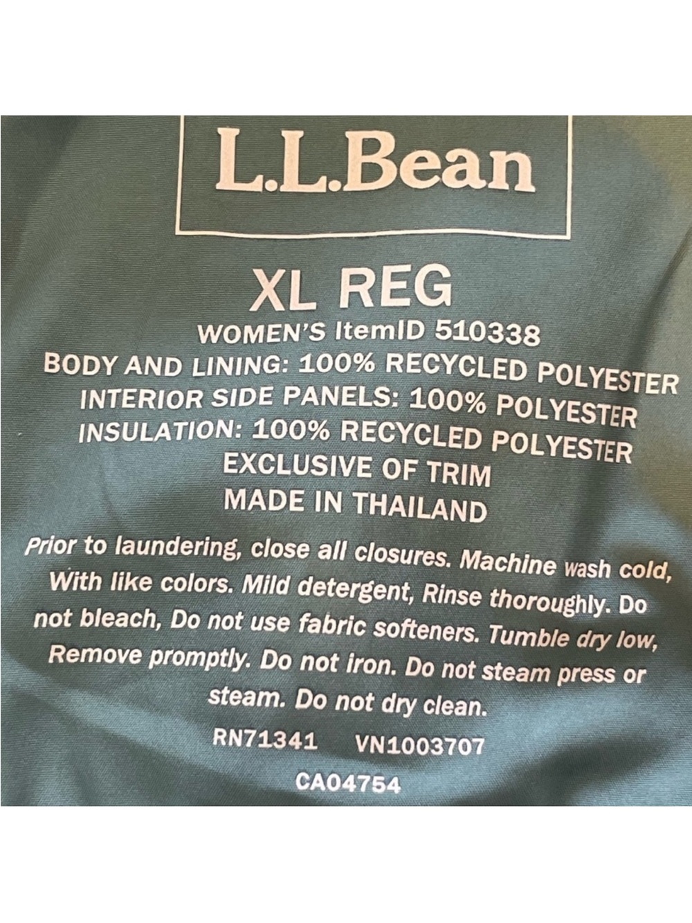 L.L. Bean
L.L. Bean Women's Quilted Vest Full Zip Fleece Lined Size XL - Picture 4 of 11